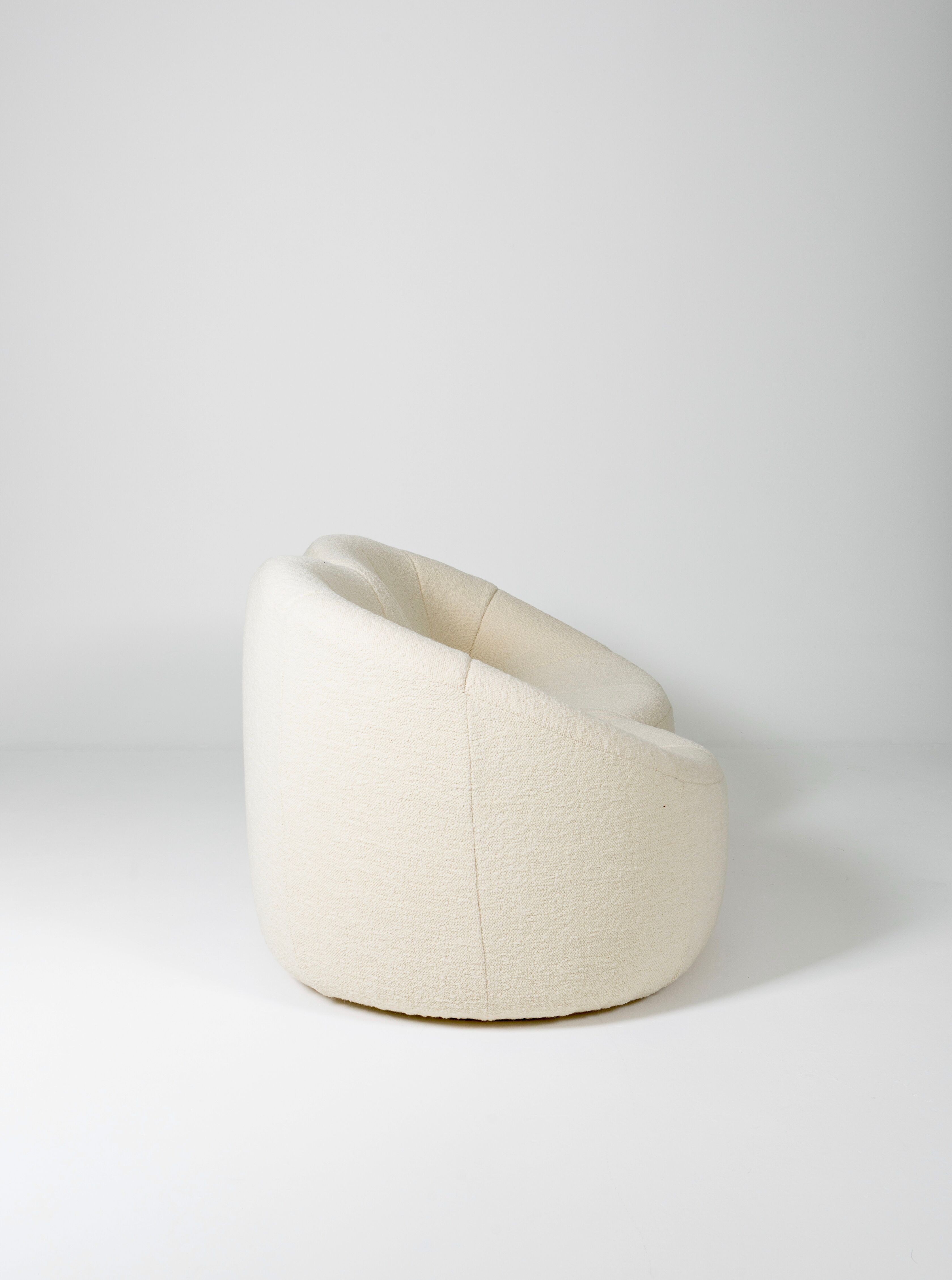 Pumpkin sofa by Pierre Paulin