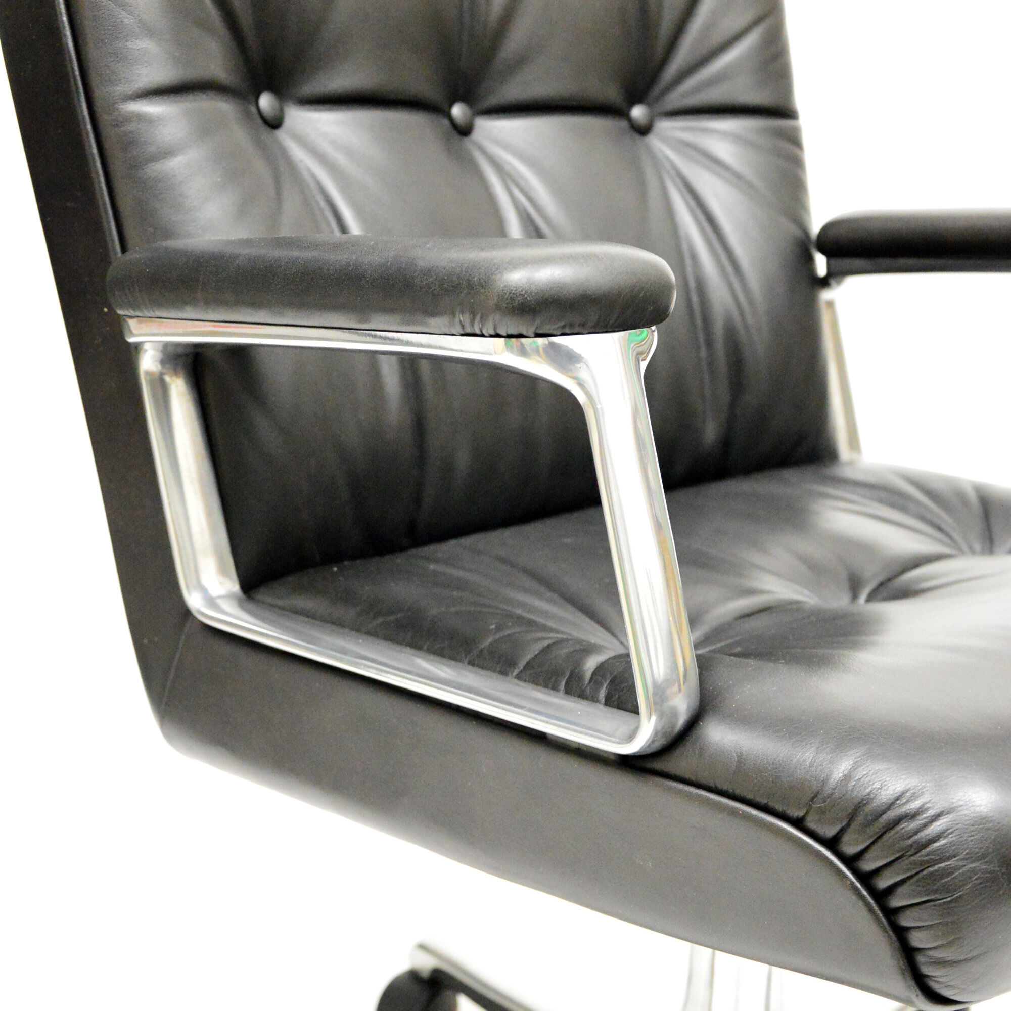 P126 Armchair by Osvaldo Borsani for Tecno, 1966