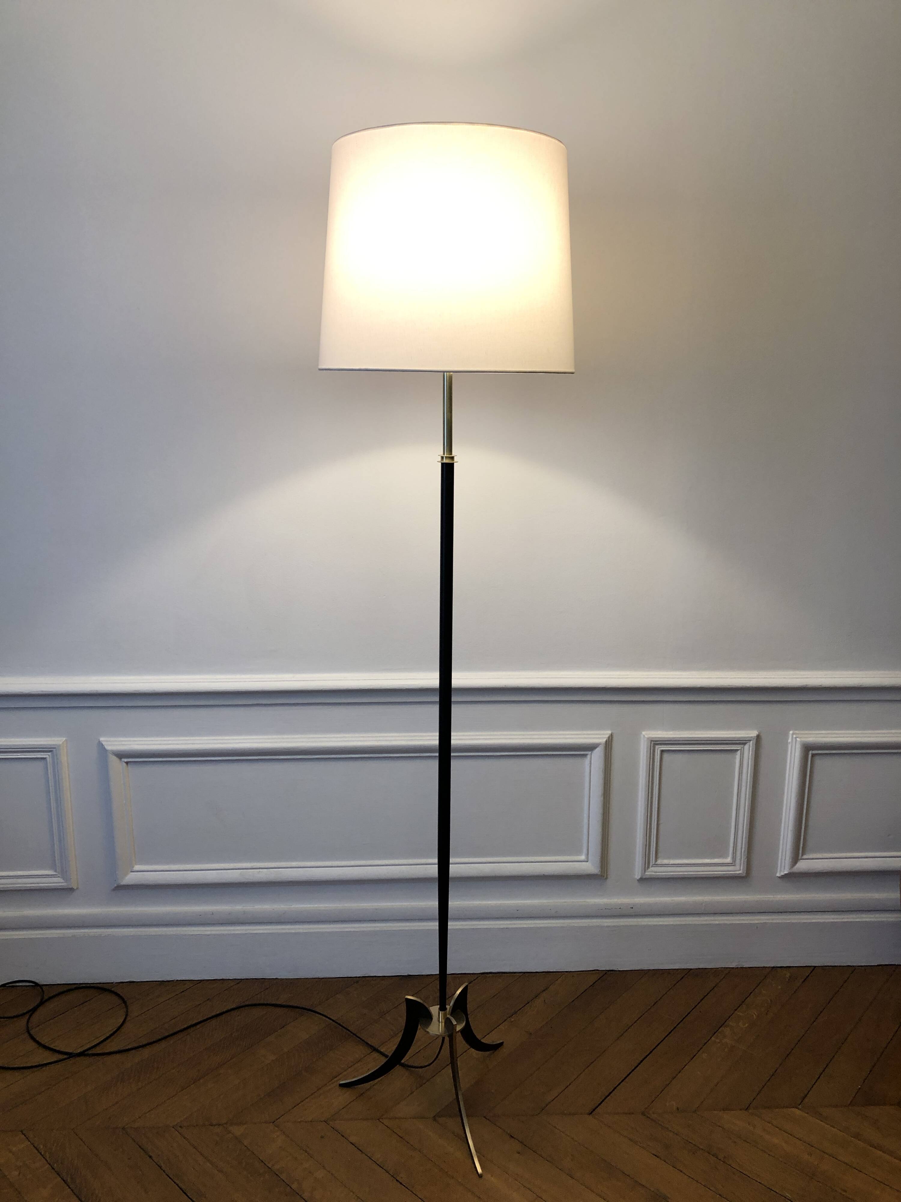 Lunel style tripod floor lamp from the 1950s - 1960s.