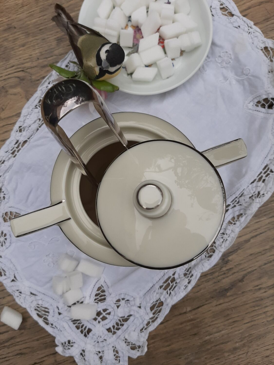 Epiag art deco sugar box