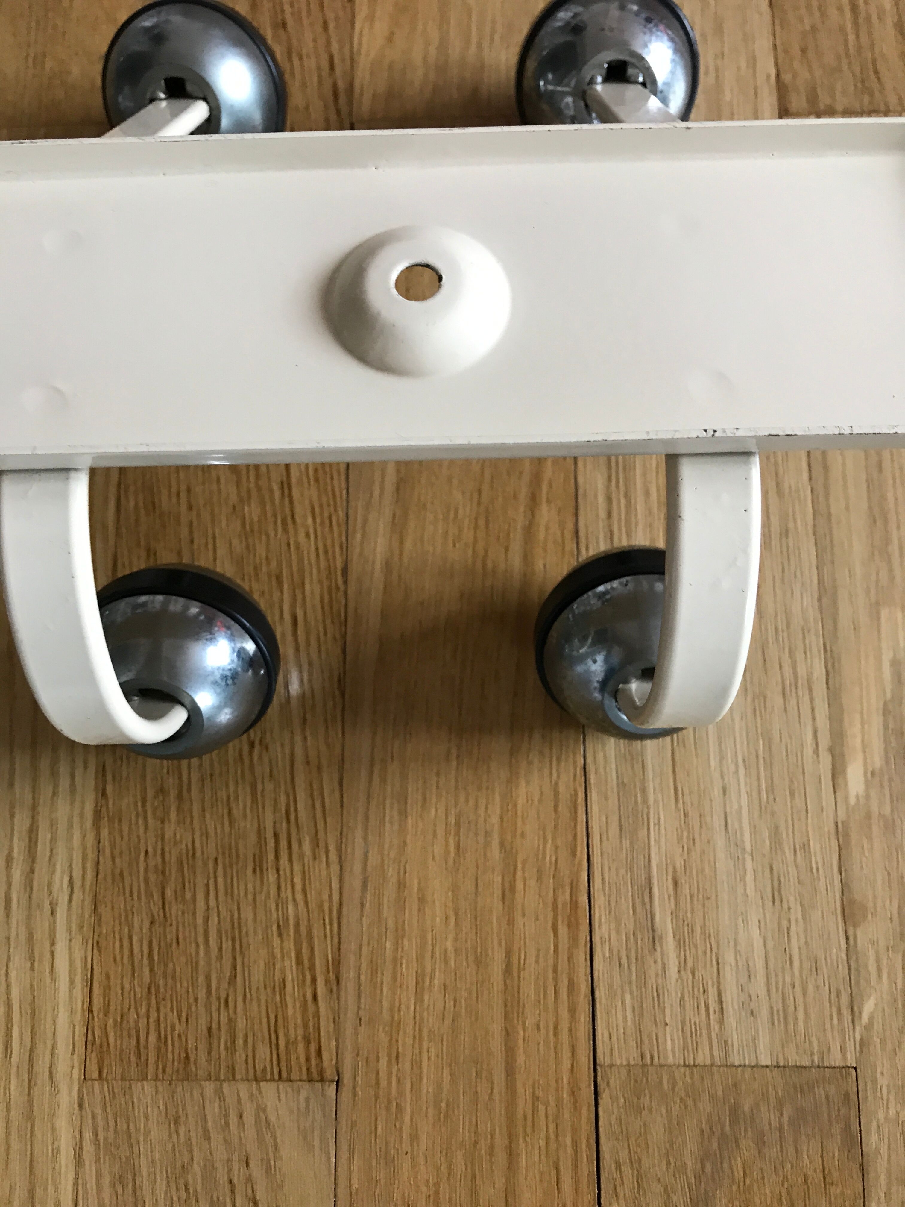 Porte manteau en métal