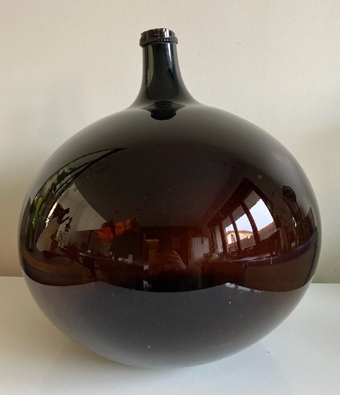 Lady Jeanne Amber Old