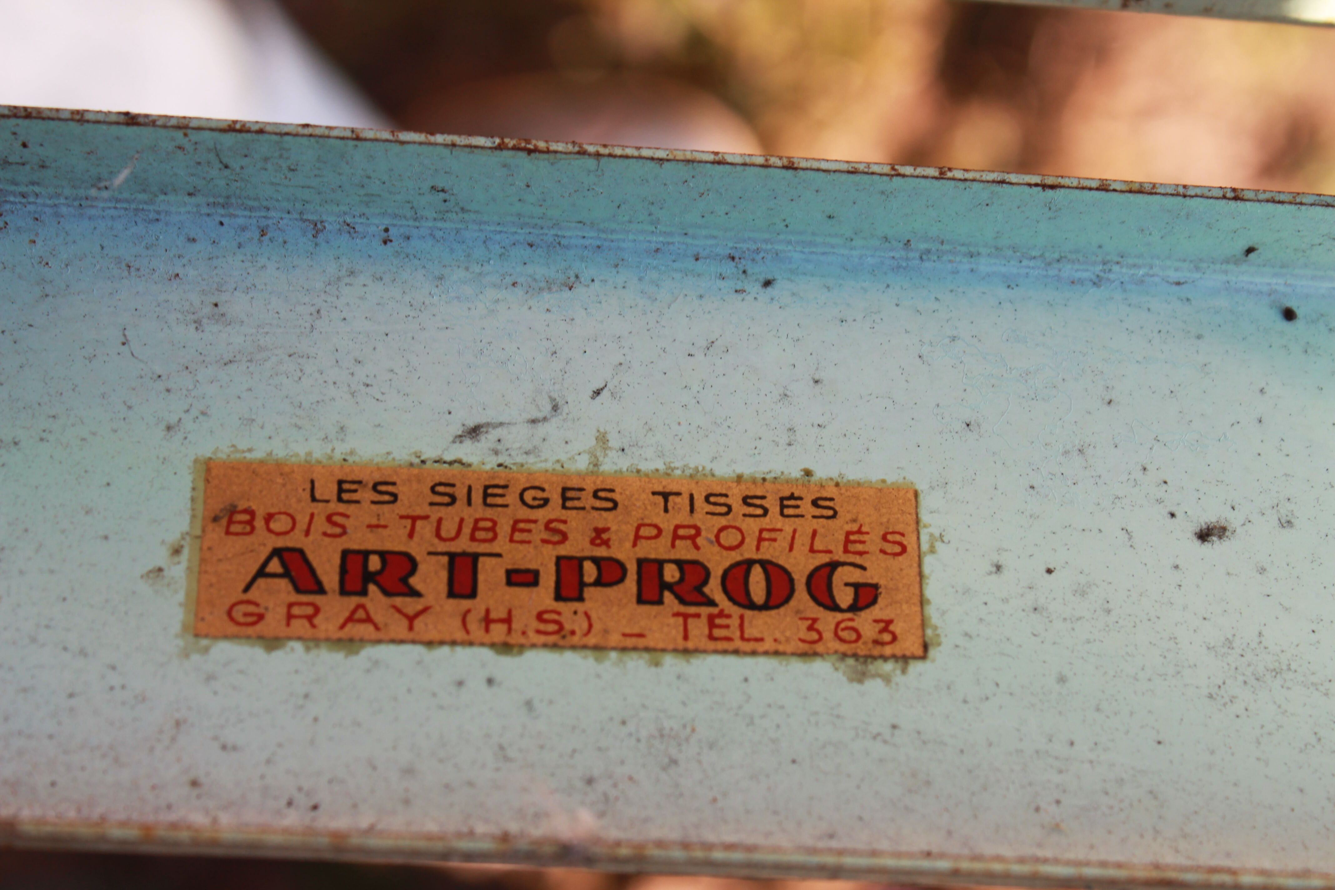 Lot of 4 chairs art-prog metal