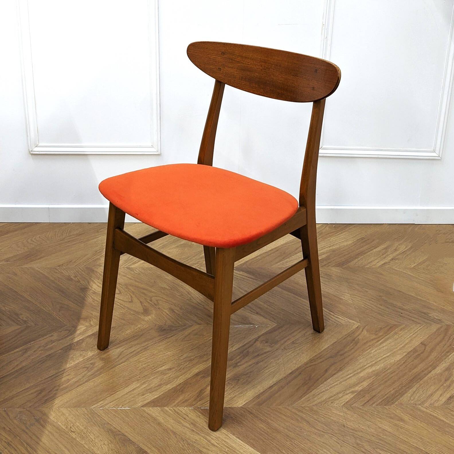 A vintage 210 chair by Farstrup