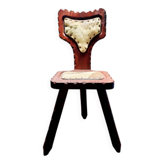 Tripod chair