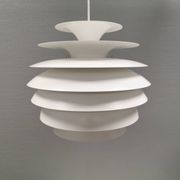 Suspension Barcelona, conçue par Bent Karlby Danemark
