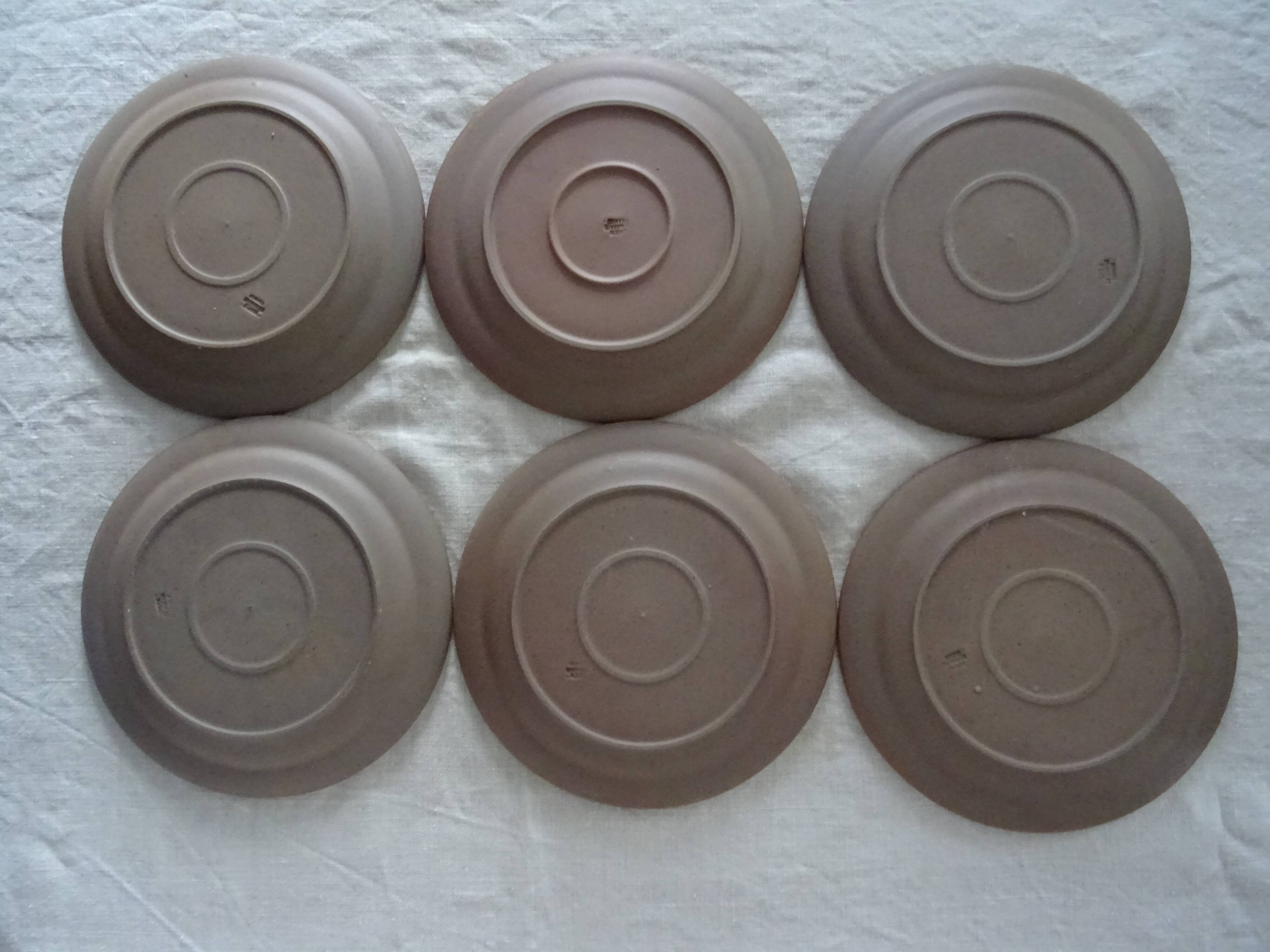 6 flat plates in sandstone from the marais france