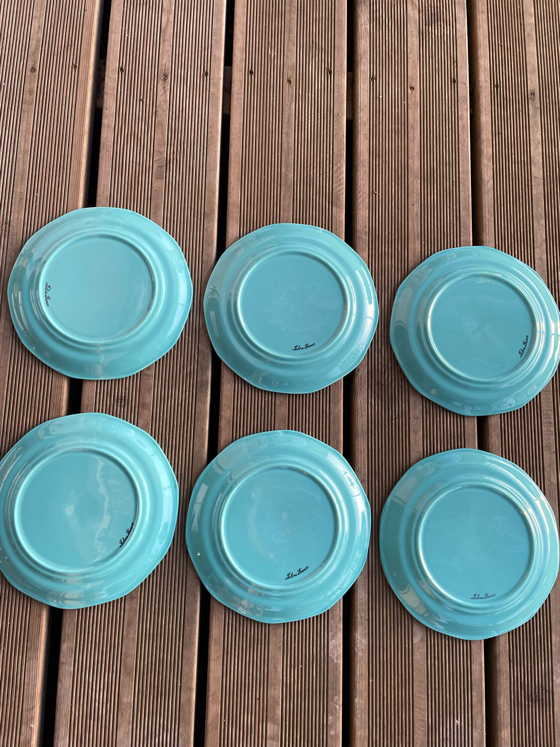 Saline dessert plates