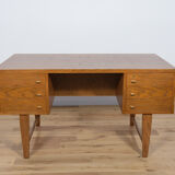 Mid-century freestanding oak desk, 1960s