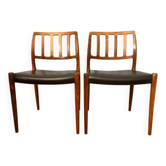 Lot de 2 chaises vintage, Danoises en palissandre 1974, Modèle 83, par Niels Moller