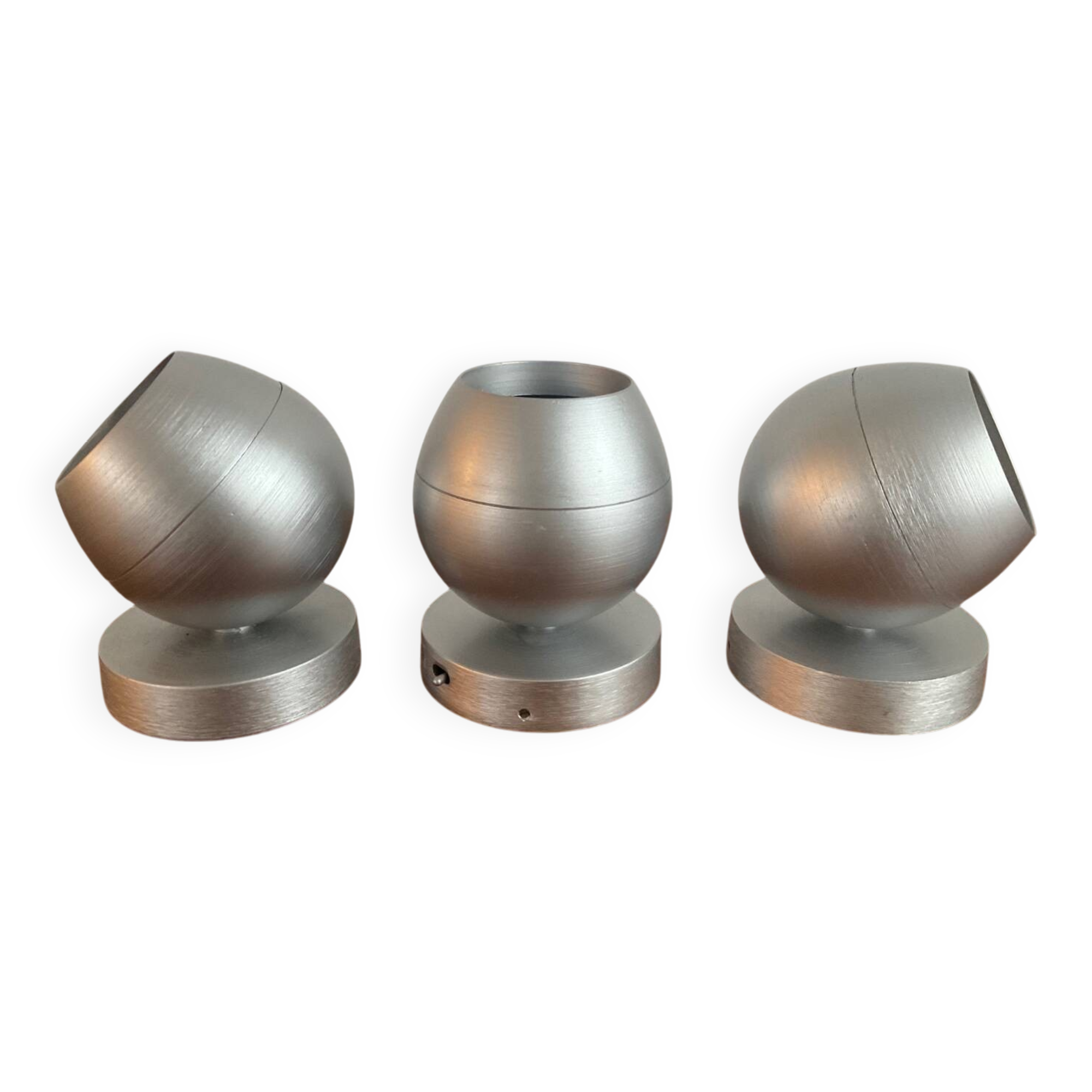 Series of 3 “Lirio” spotlights for Philips