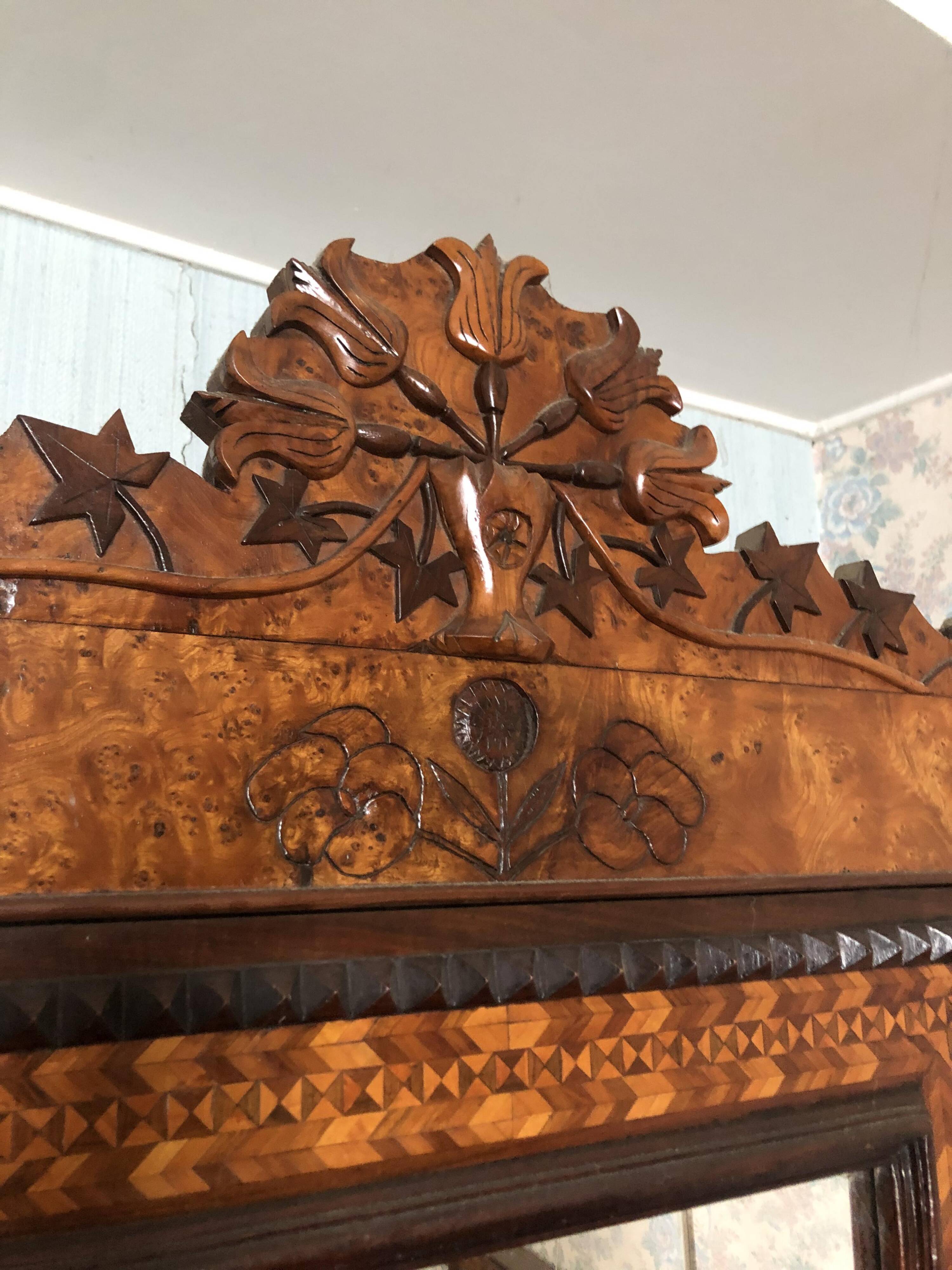 Unique model craftsman's cabinet, cabinetmaker's cabinet, 3-door cabinet, French marquetry furniture