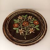 Decorative ceramic plate