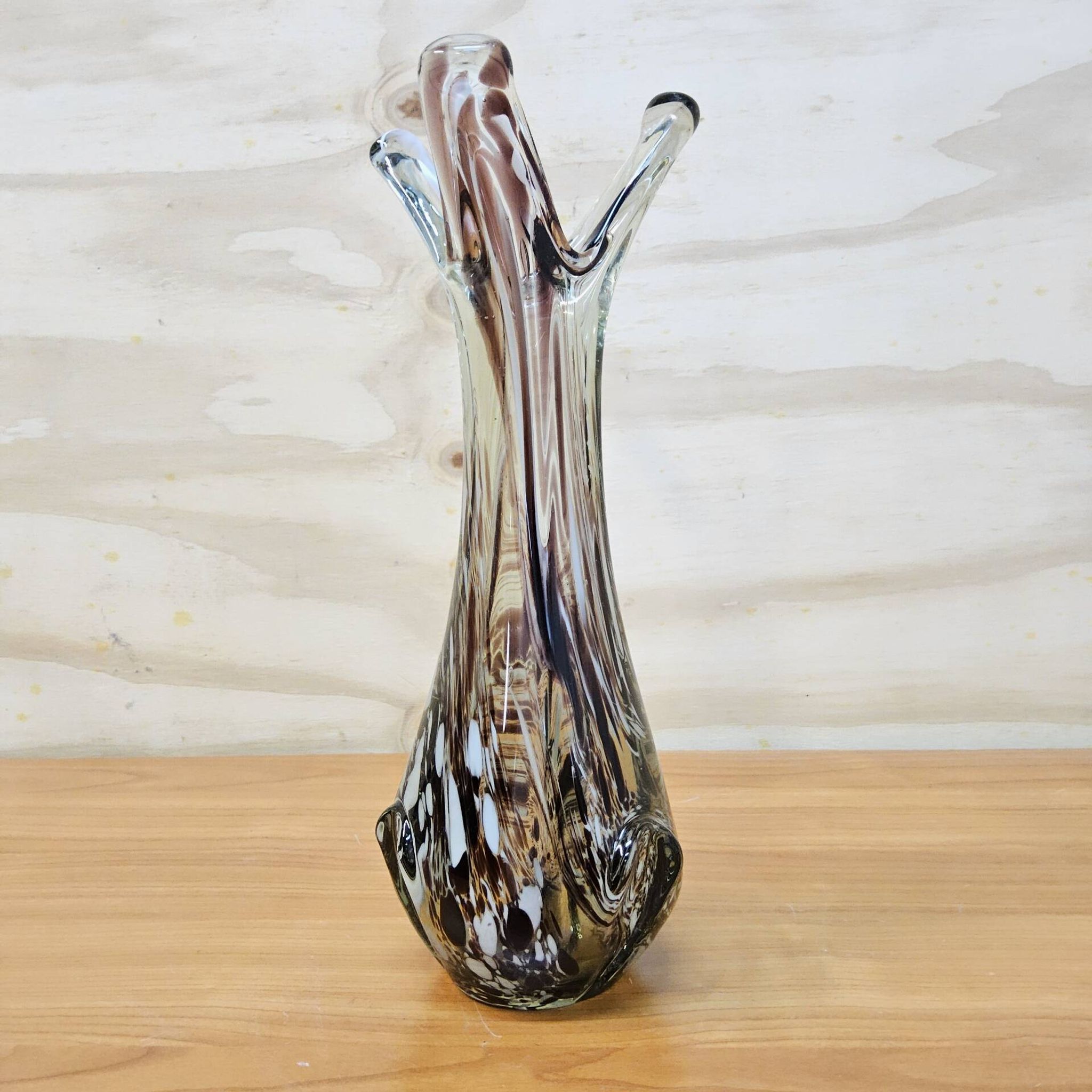 Vintage Murano glass vase, amber/white speckled finger vase