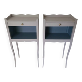 2 bedside tables