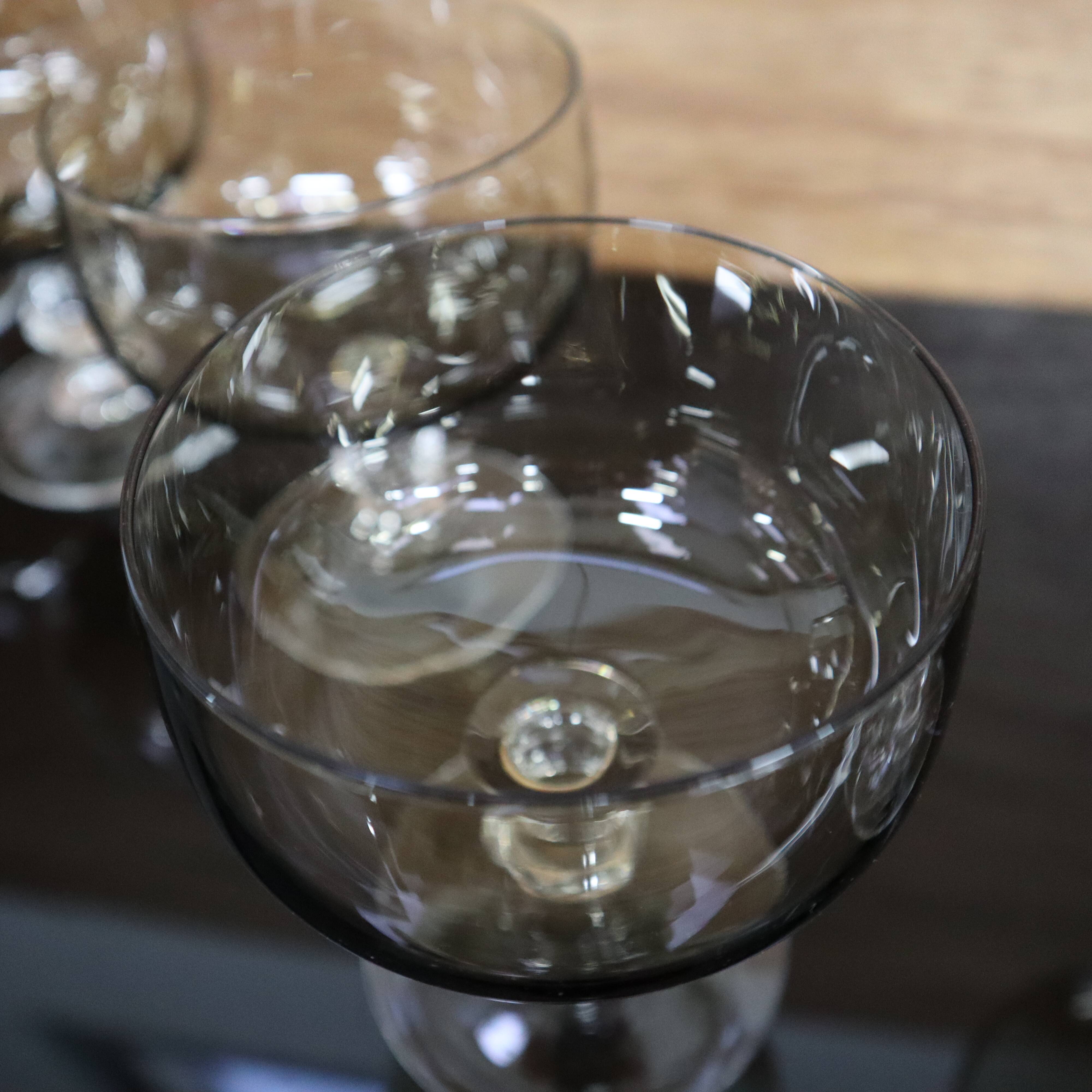 6 Luminarc champagne glasses in smoked black glass "Domaine"