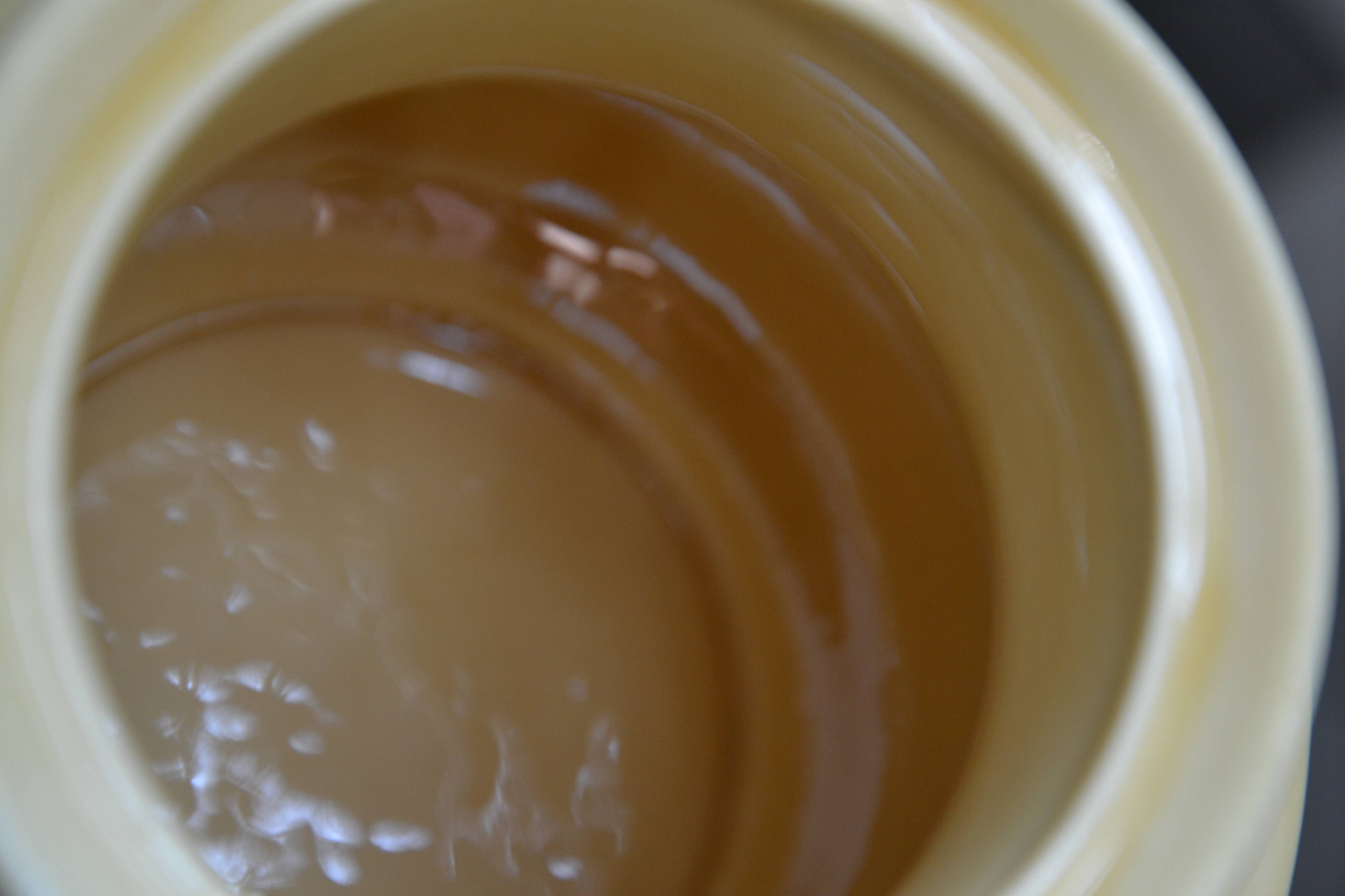 Vintage straw yellow Gien coffee maker, "Djerba" model