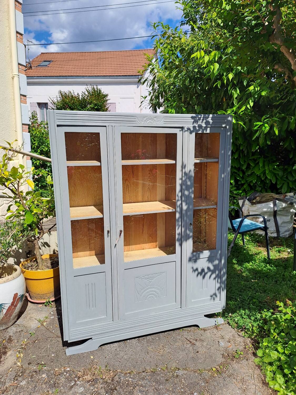 Art Deco 3-door glass bookcase