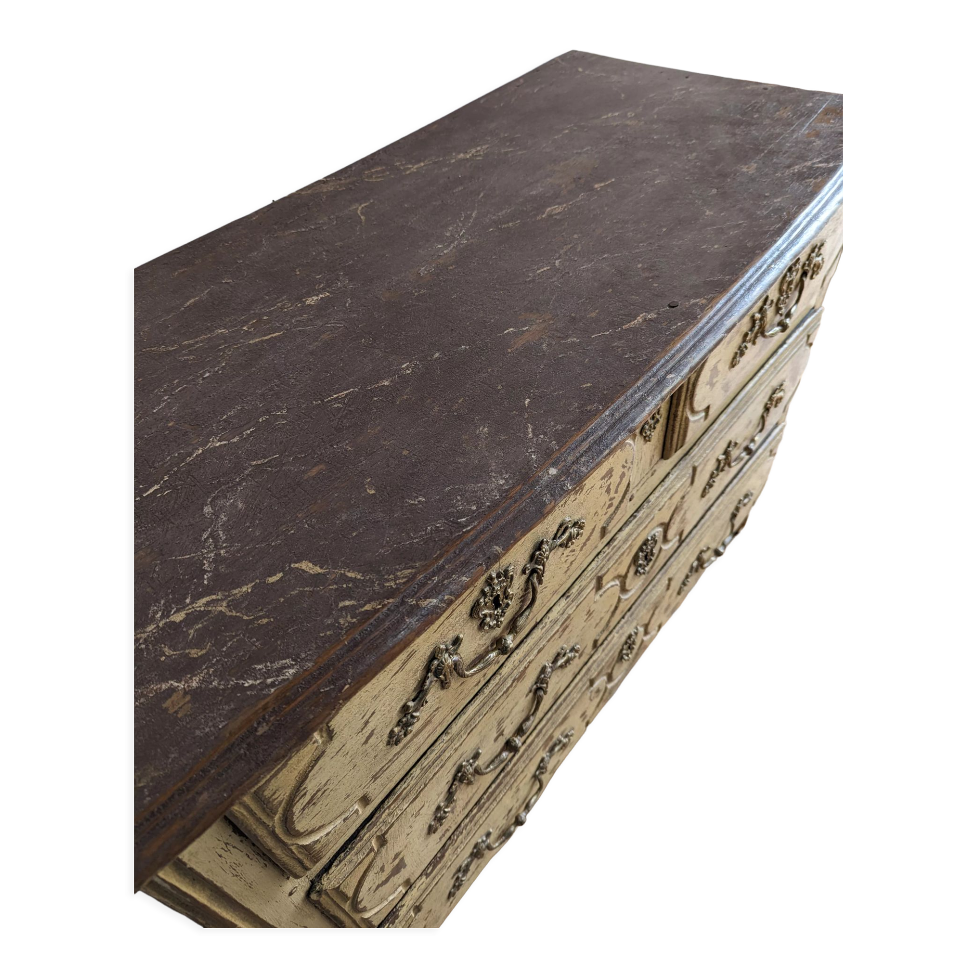 Patinated chest of drawers XVIII era