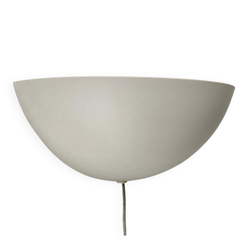 Vintage Danish minimalist wall lamp by Lyskilde.