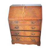 English secretary in walnut grazing