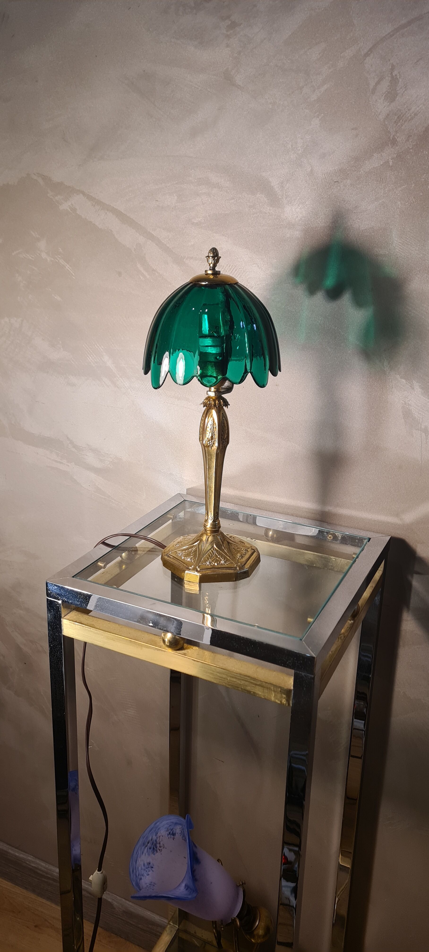 Chiseled golden bronze lamp, art nouveau, art deco with pretty tulip original 33x15 electricity ok