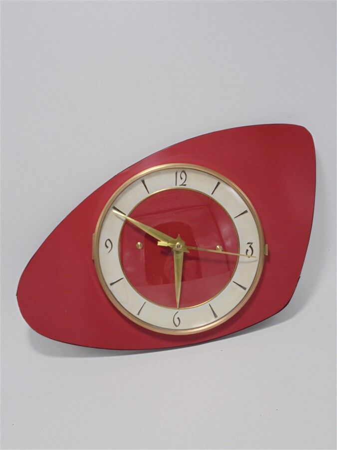 Vintage clock in red formica