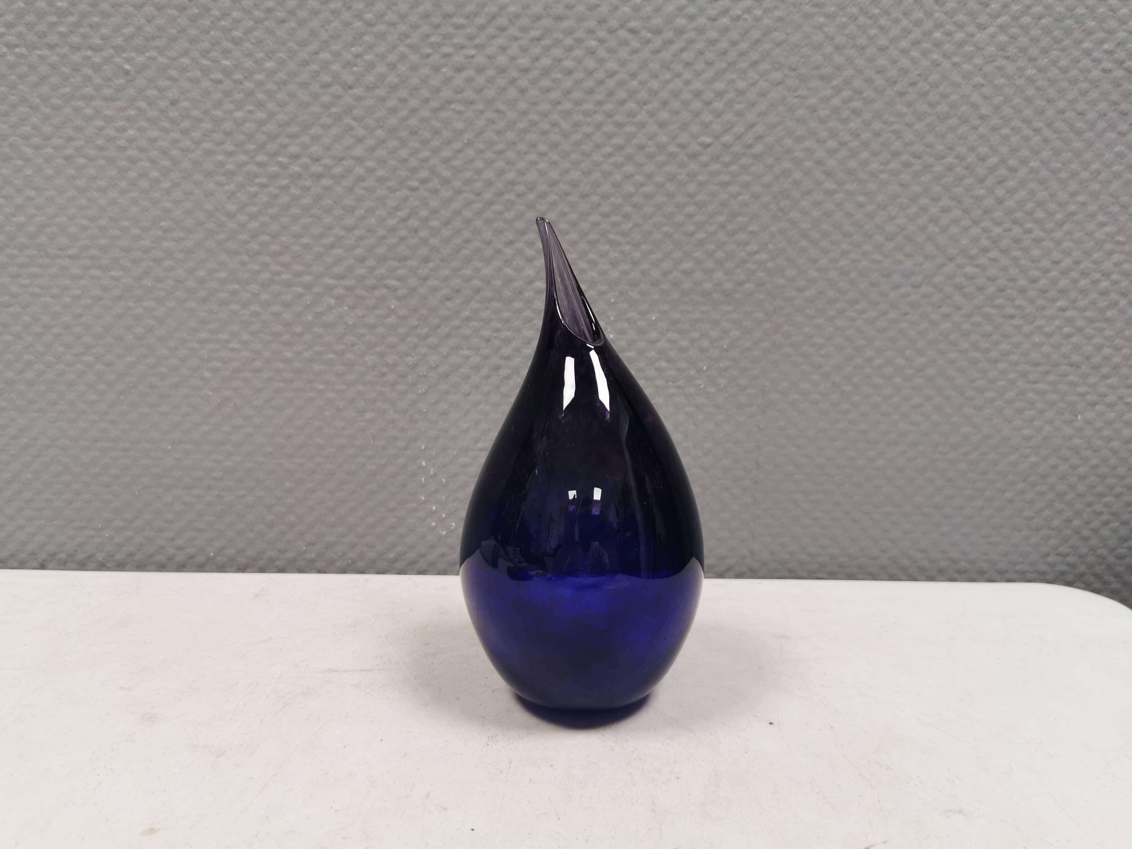 Handmade/mouth blown drop vase, Finland or Sweden 1970s