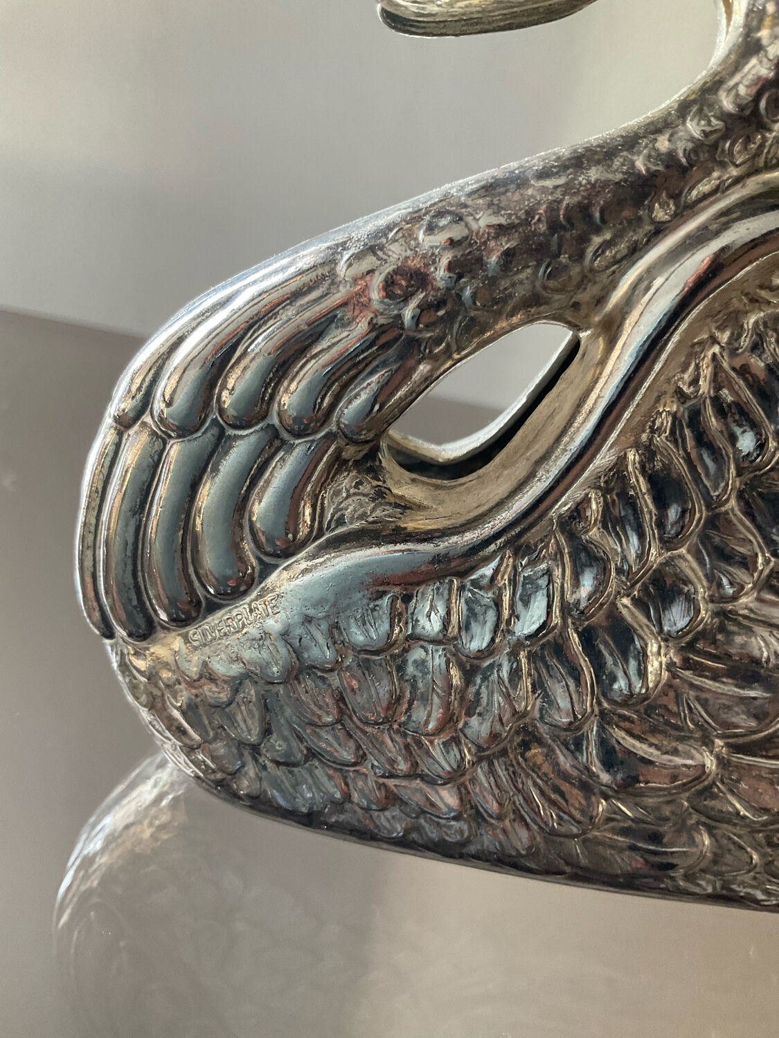Vintage swan letter holder in silver metal
