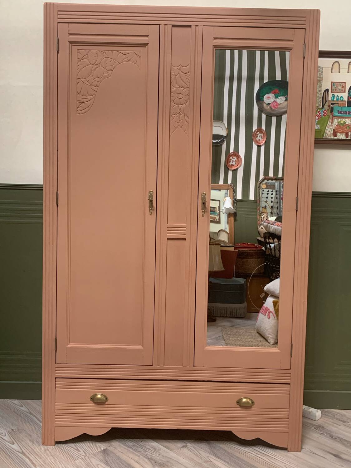 Parisian terracotta wardrobe