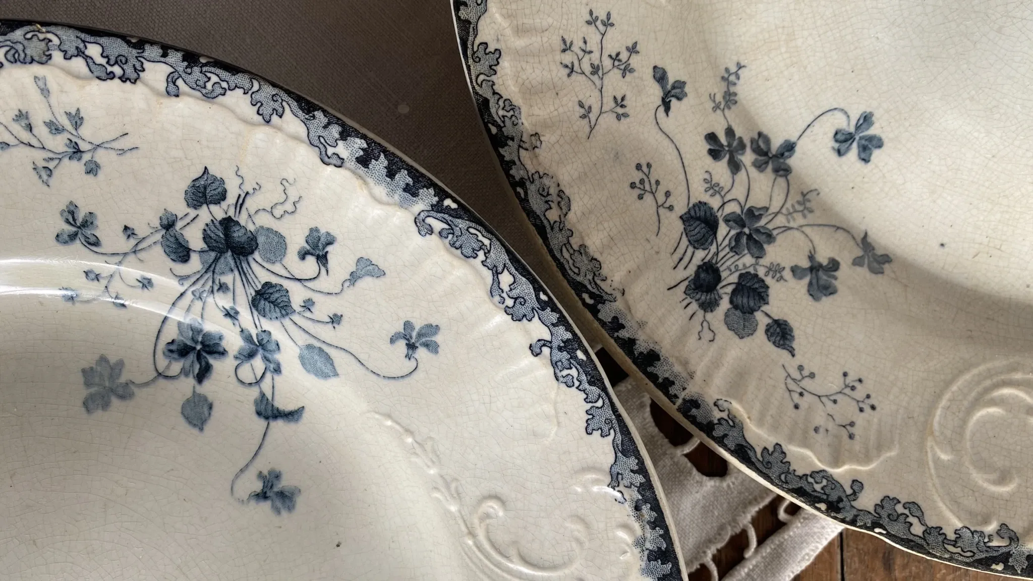 Round ironstone dishes E. Bourgeois Large deposit decorated with violets