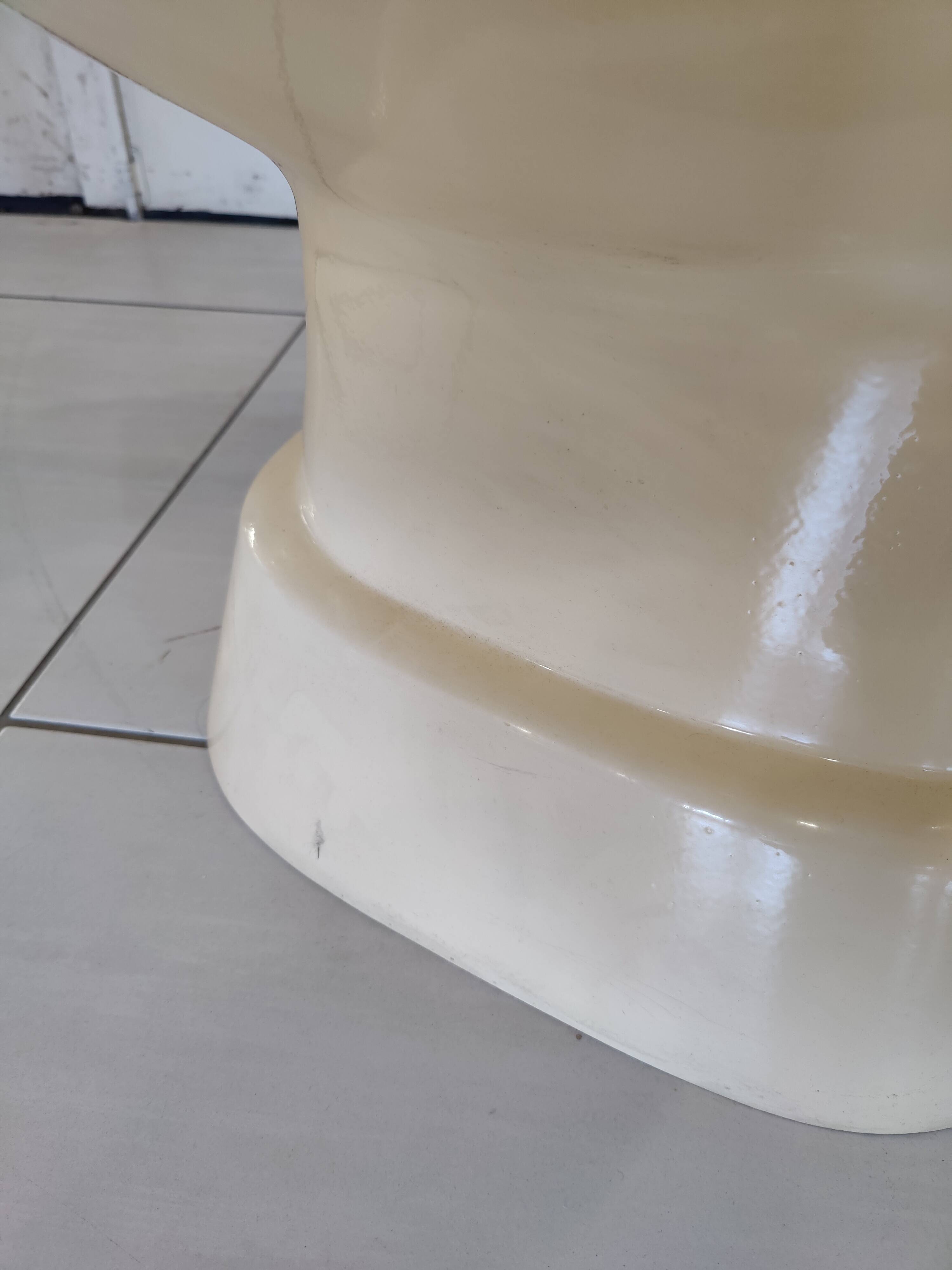 Chaise Main sculpturale années 70