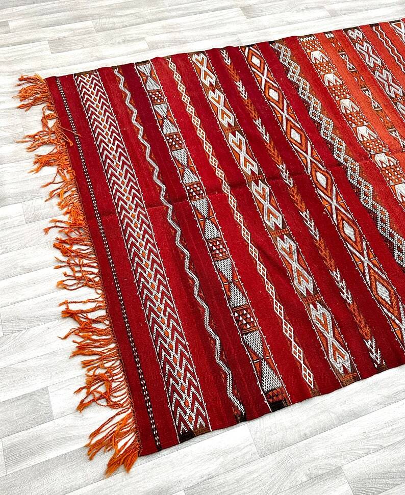 Antique Zemmouri rug, flat woven Berber rug, handmade Moroccan rug, home decor