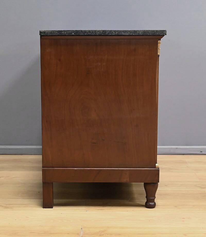 Return from Egypt chest of drawers in mahogany, Empire period – Early 19th century