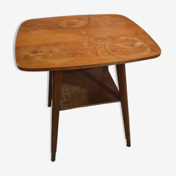 Scandinavian pedestal table side table