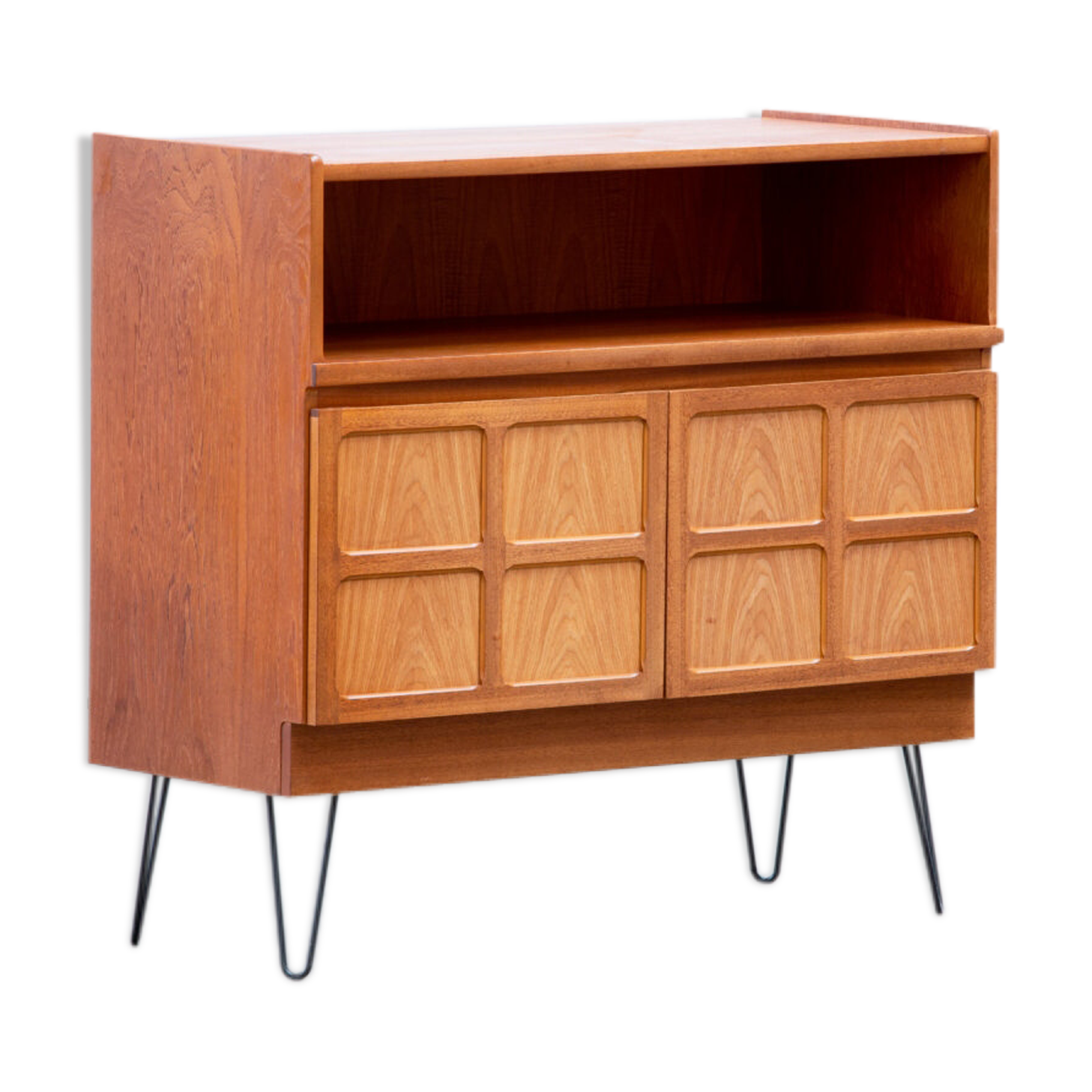 Vintage Scandinavian enfilade 1960