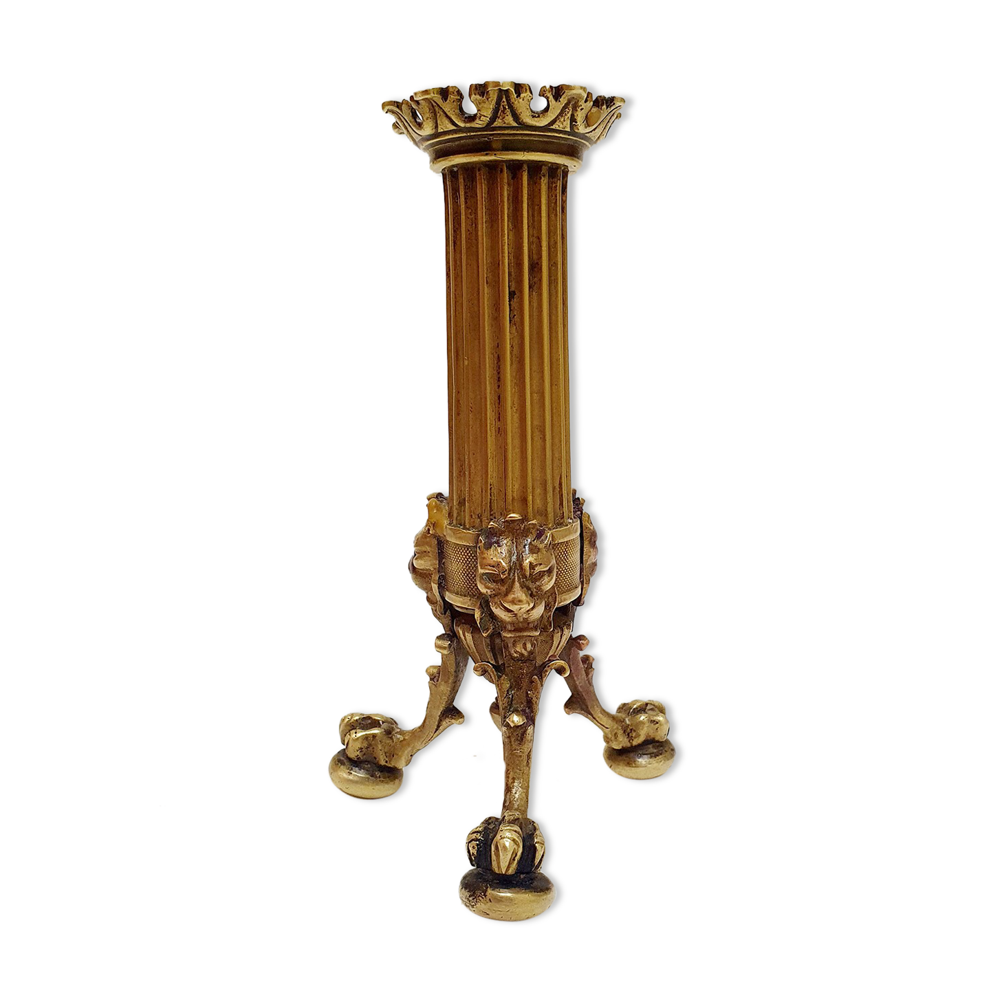 Golden candle holder with lion's head and legs