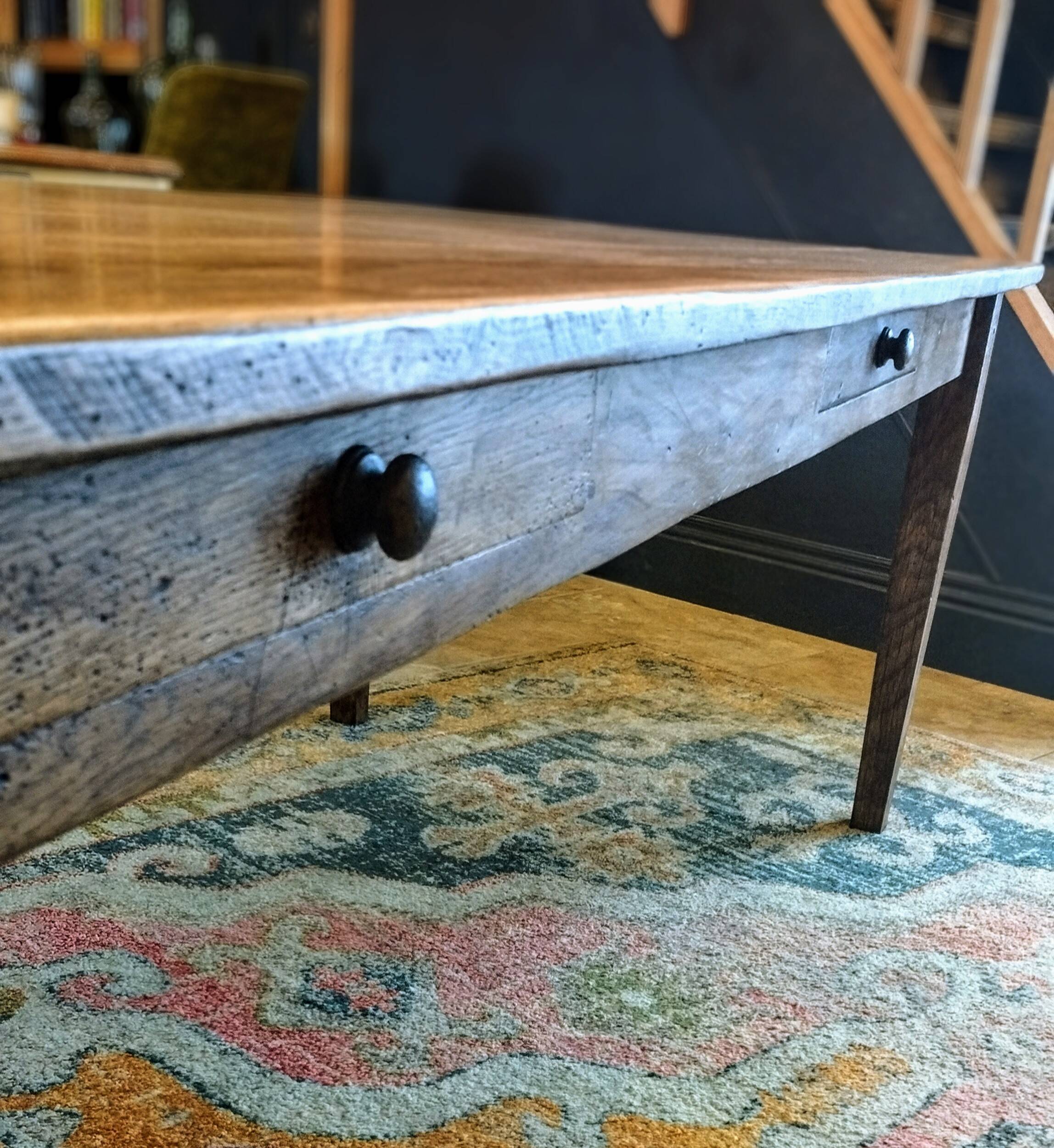 Large solid oak farmhouse table with two drawers 260 cm x 100 cm