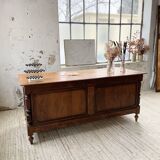 Drapery oak counter 1900