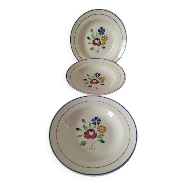 Trio d’assiettes creuses K&G Lunéville – modèle Chantilly peint main