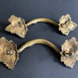 Pair of Art Nouveau bronze handles decorated with vine leaves, 1930