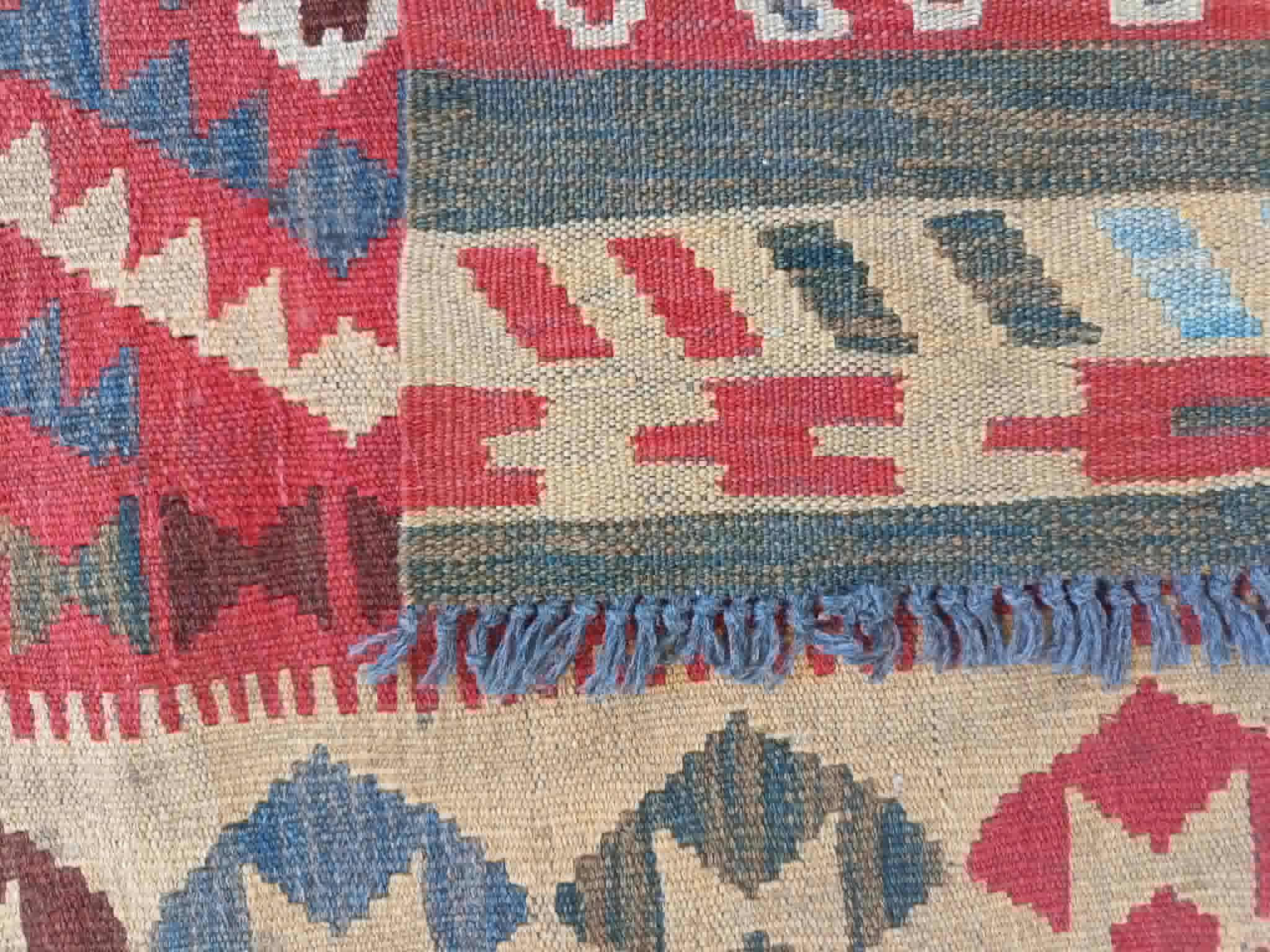 Handmade Persian Gashqaï carpet