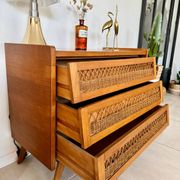Commode bois et rotin vintage
