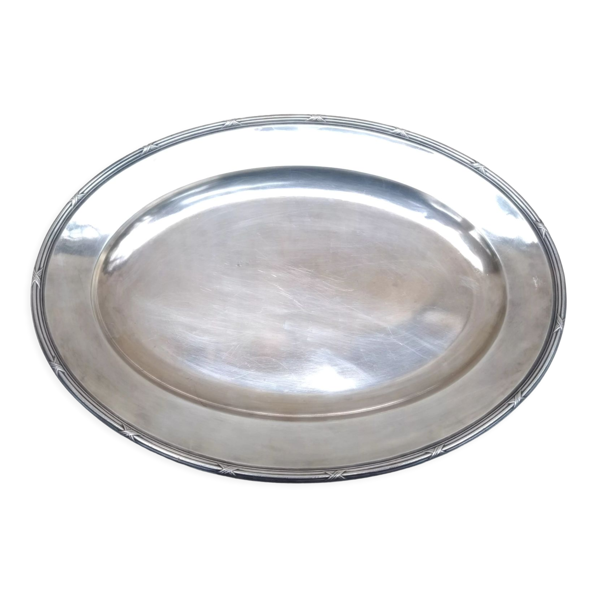 Silver metal service plar