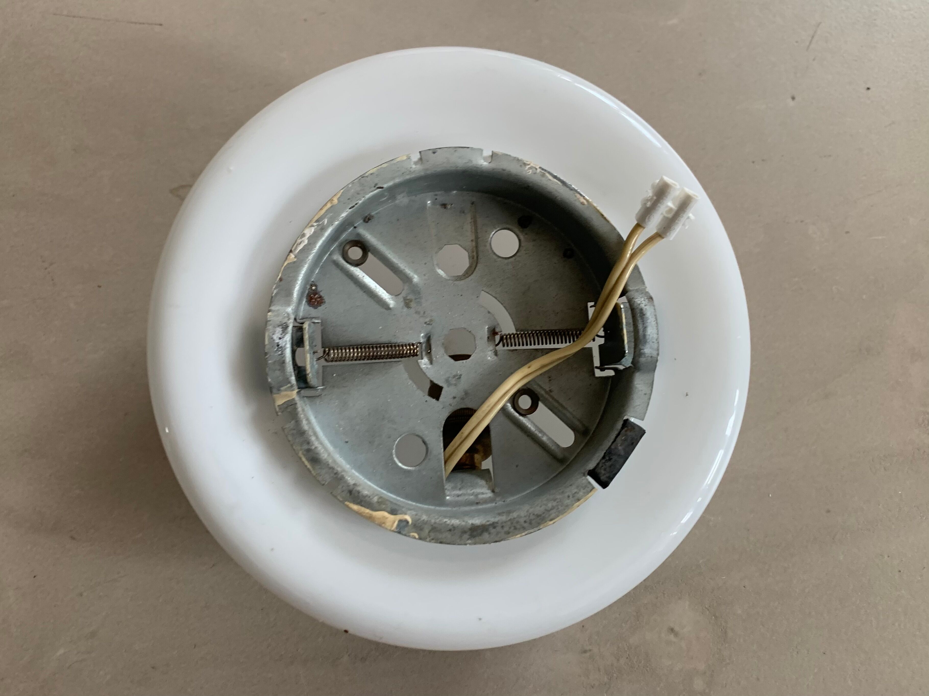 Wall lamp or ceiling lamp vintage opaline