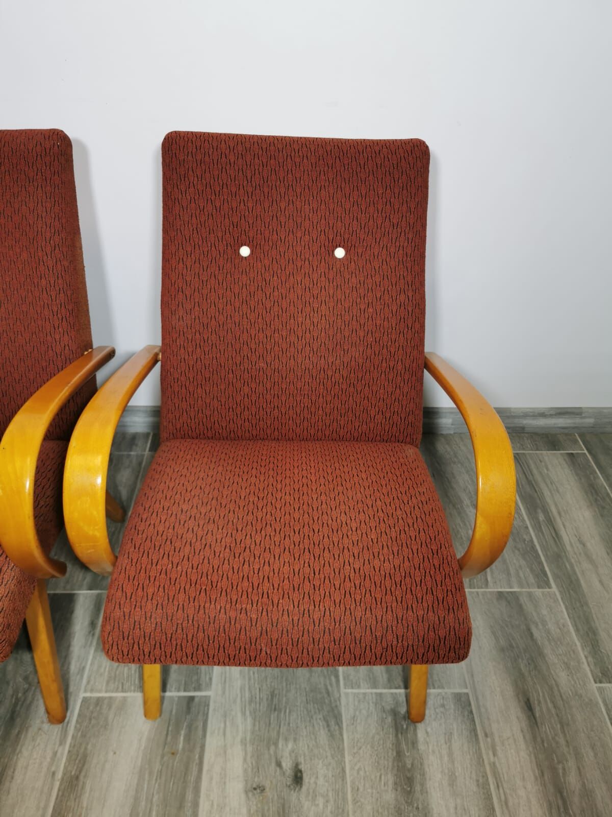 Fauteuils de Jaroslav Smidek