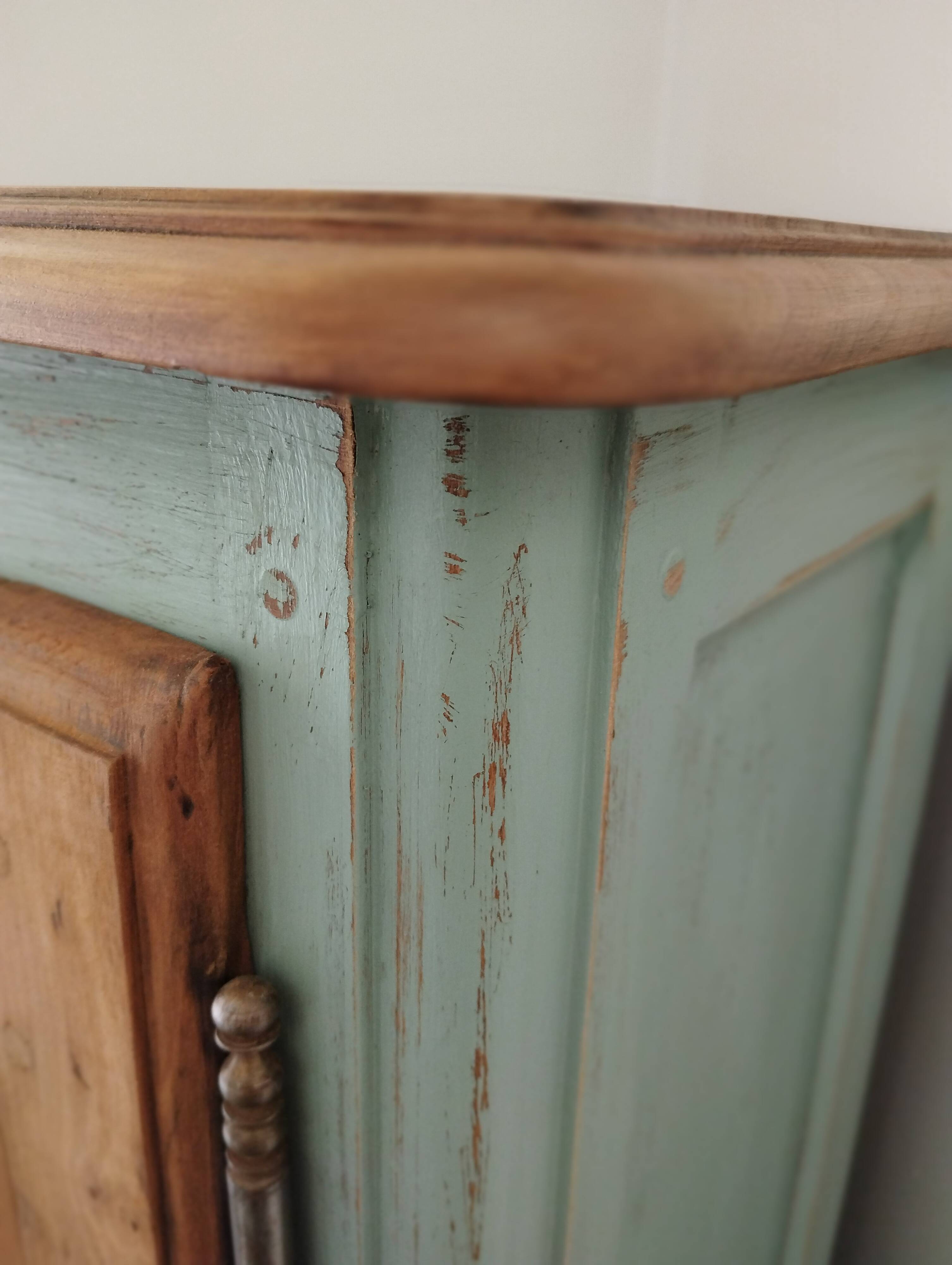 Large corner cabinet