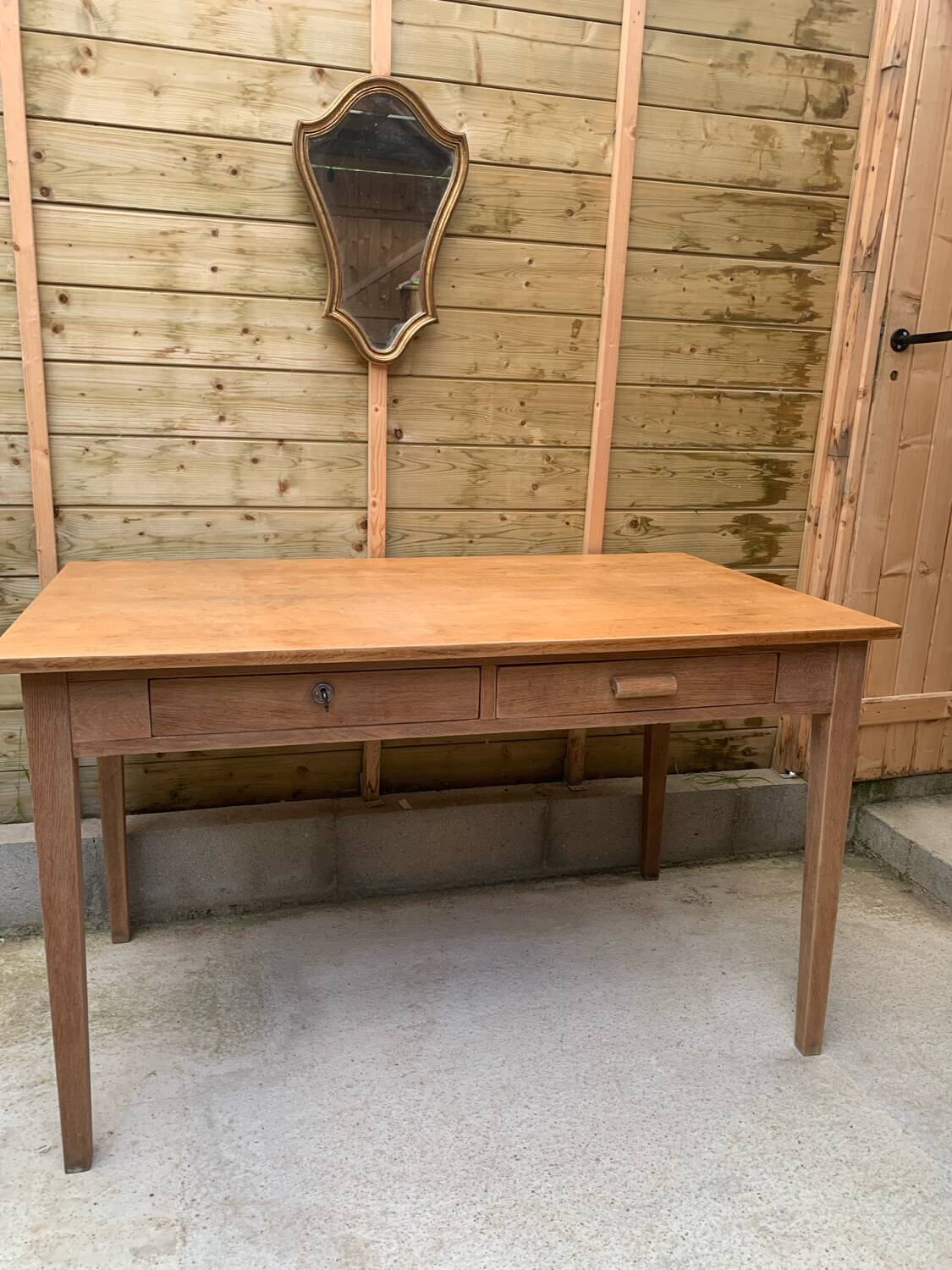 Schoolmaster's office