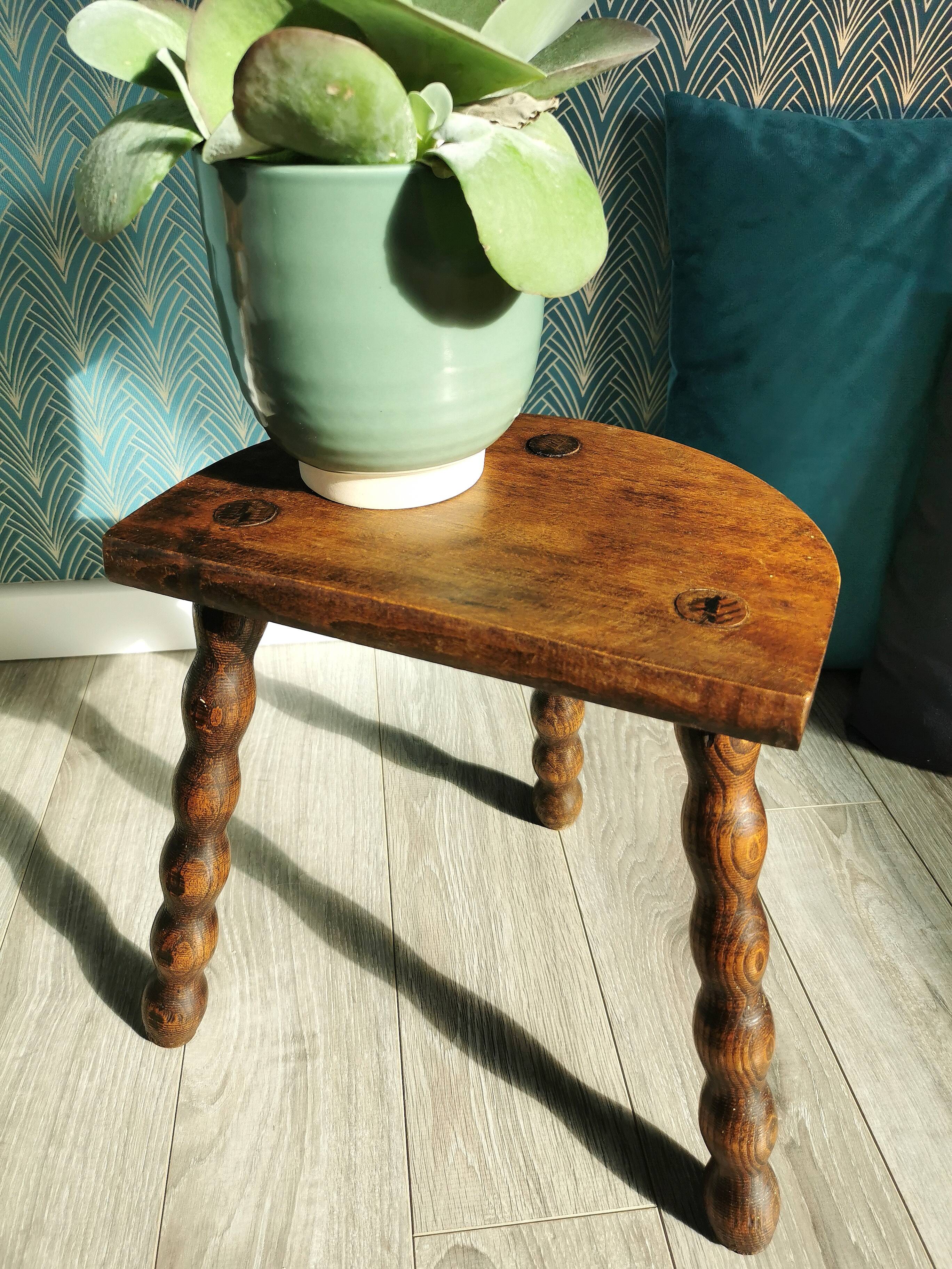 Vintage tripod stool