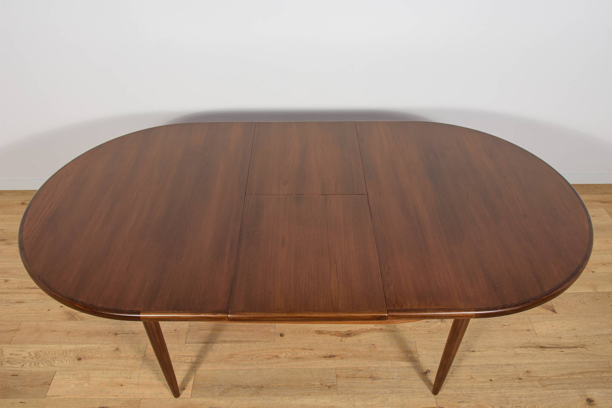 Mid-Century Oval Dining Table in Teak from G-Plan, United Knigdom, 1960s